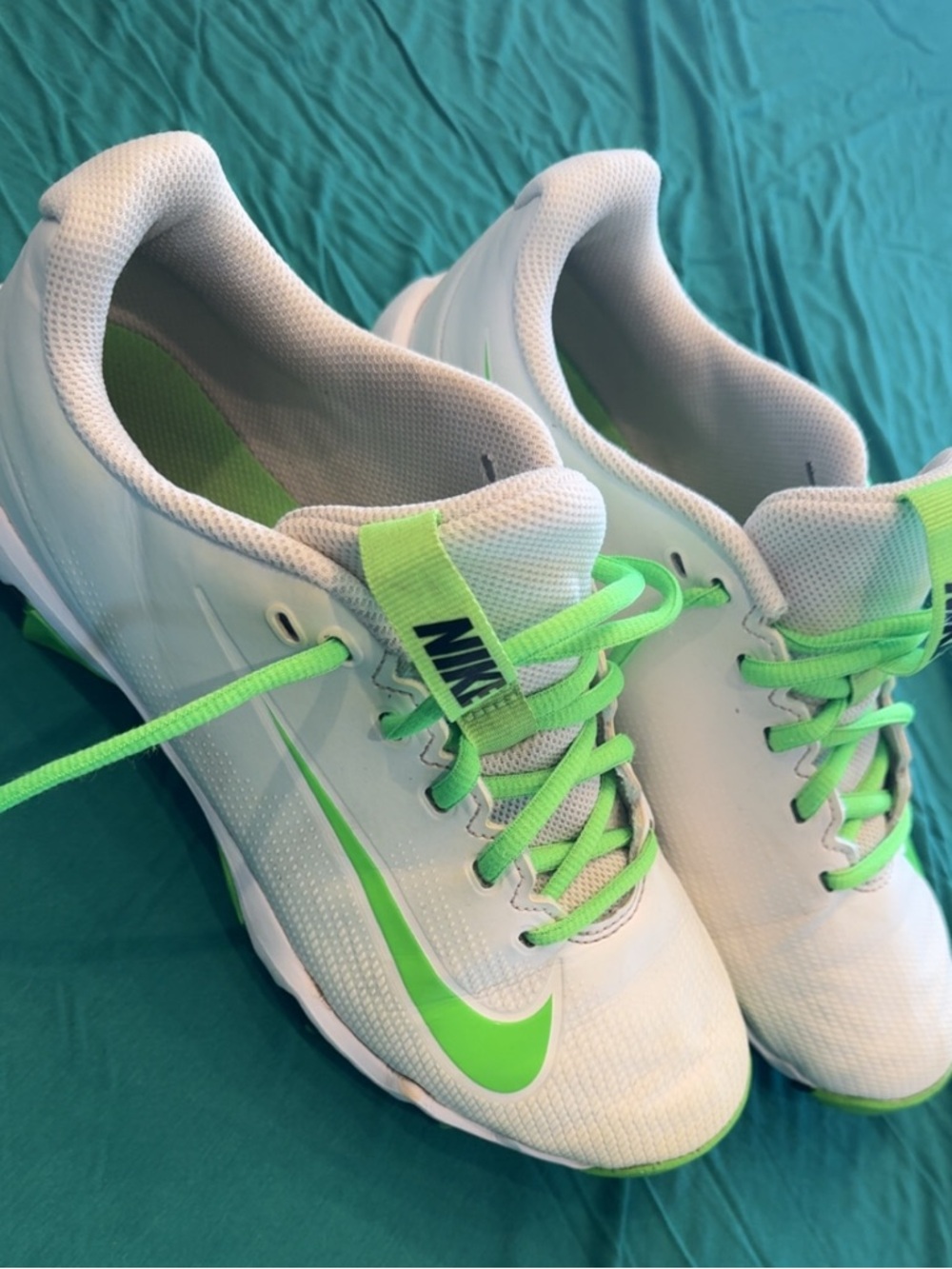 Nike Kids molded plastic football cleats - vapor shark